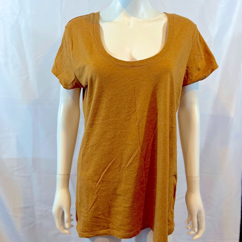 Yellow T shirt